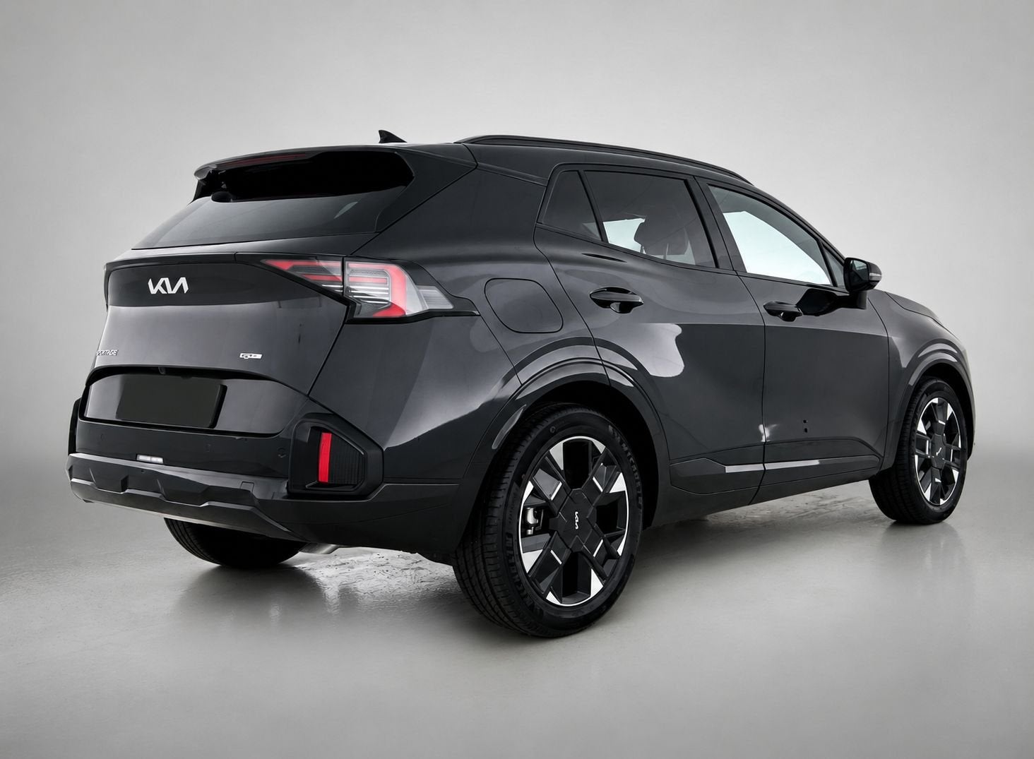Kia Sportage 1.6 T-GDi Plug-in Hybrid GT-PlusLine (bj 2026), Auto's, 12 maanden, 4 cilinders, Zwart, Plug-in hybride