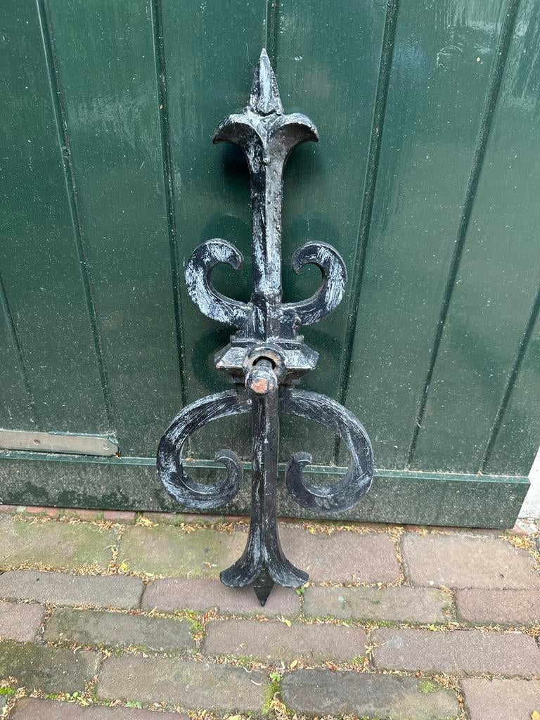 Decoratieve Smeedijzeren Poortornament Fleur-de-lis, Ophalen