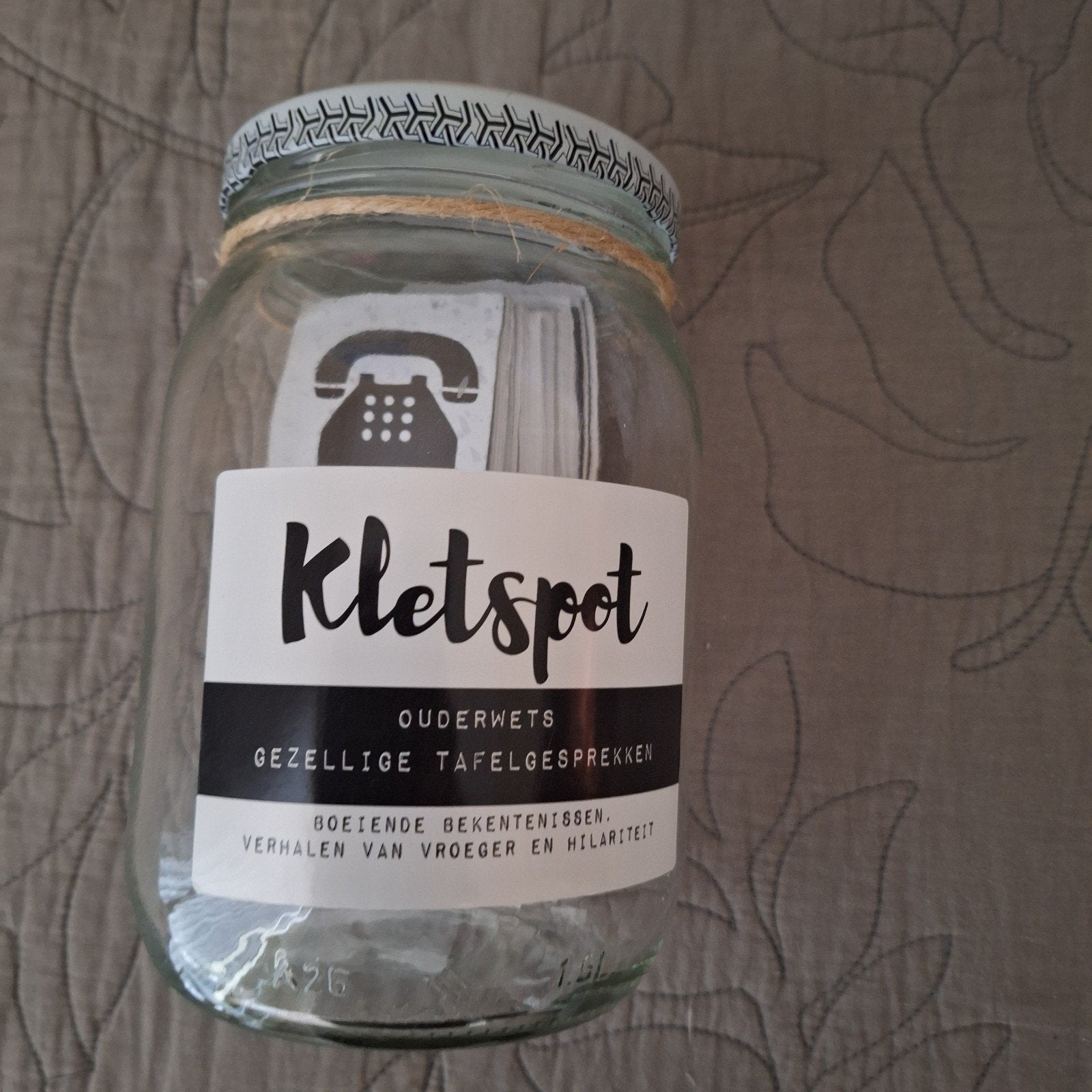 Kletspot: Geheimen & Lachstuipen - Gezellige Tafelgesprekken, Vijf spelers of meer, Ophalen, Zo goed als nieuw, Onbekend