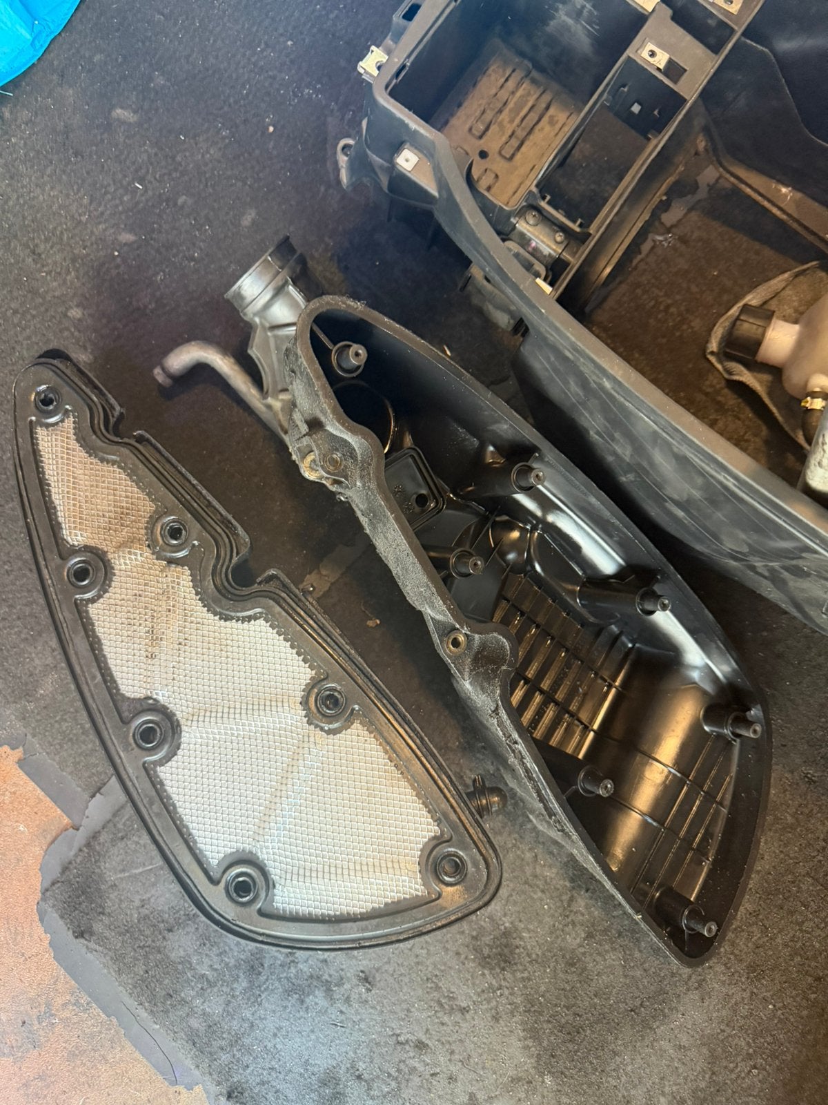 Beverly 350 Complete Luchtfilter - Gebruikt, Motoren, Tuning en Styling, Ophalen of Verzenden