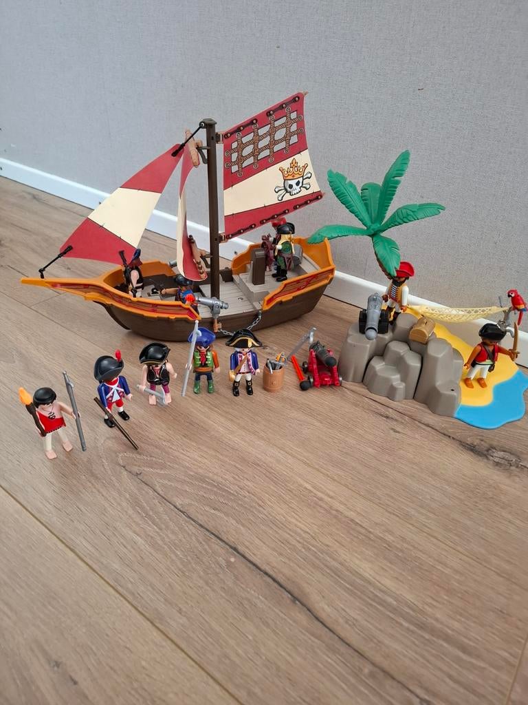 Playmobil Piratenschip met piraten en eiland, Ophalen, Gebruikt, Complete set