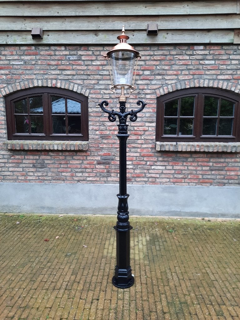 lantaarnpaal met laddersteun en een koperen kap, Verzenden, Staande lamp, Nieuw, Netvoeding