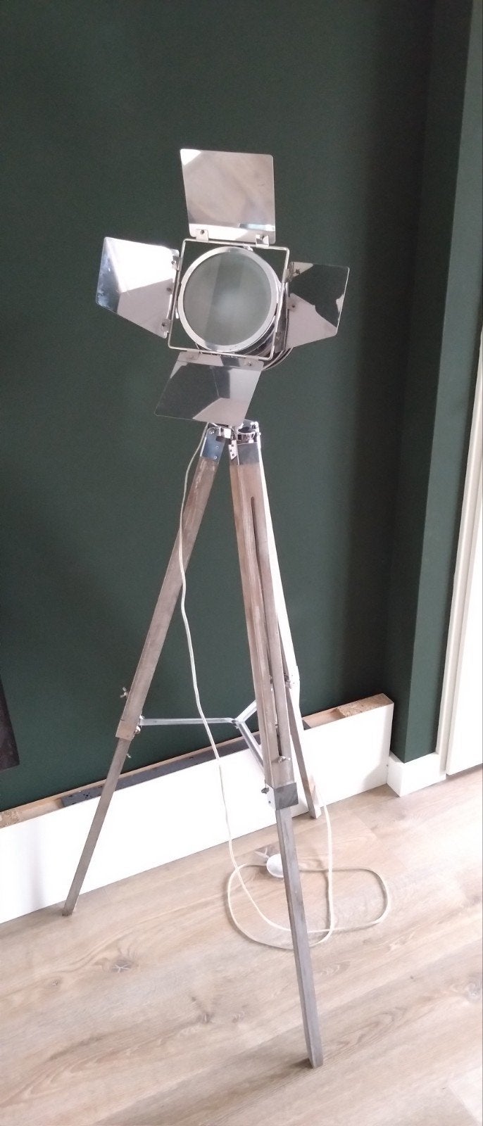 Spotlight op statief met schakelaar -  film lamp, Gebruikt, Ophalen of Verzenden, Industrieel, Vintage, 150 tot 200 cm