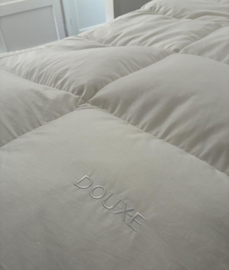 DOUXE Original Featherbed - Dekmatras 180x210, Ophalen, 210 cm, Tweepersoons, Zo goed als nieuw
