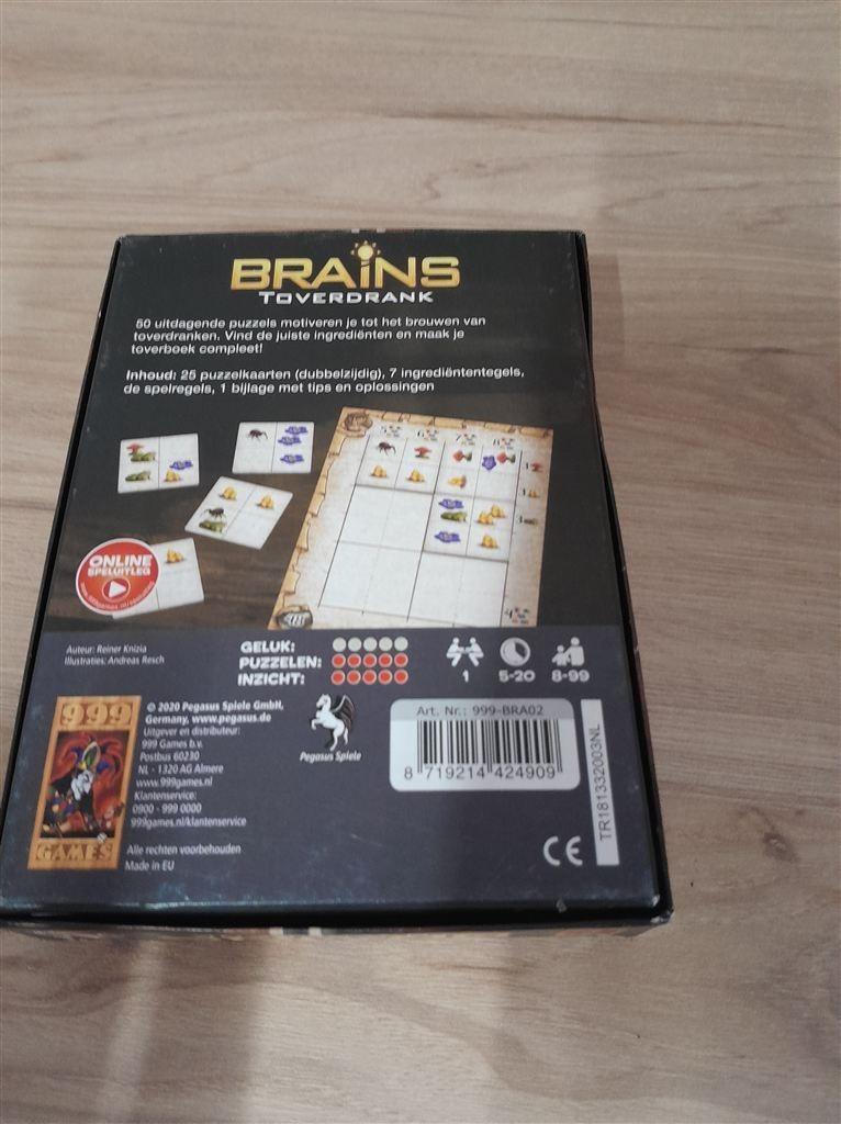 brains 50 pittige denkpuzzels - 999 games - s3434, Hobby en Vrije tijd, Gezelschapsspellen | Bordspellen, Verzenden, Zo goed als nieuw