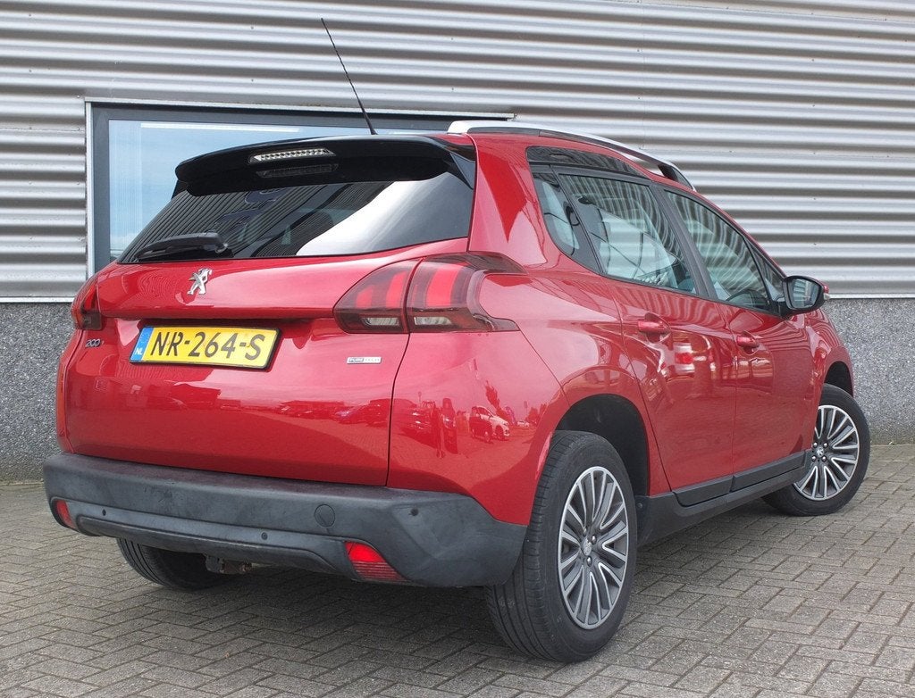 Peugeot 2008 1.2 Blue Lion| Glazen dak | Carplay | SUV | 113, Voorwielaandrijving, Stof, Origineel Nederlands, Bedrijf