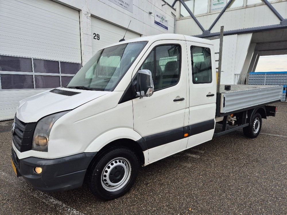 Volkswagen Crafter 50 2.0 TDI L4H1 DC 7-pers 164pk lichte sc, Achterwielaandrijving, Gebruikt, Zwart, 4 cilinders