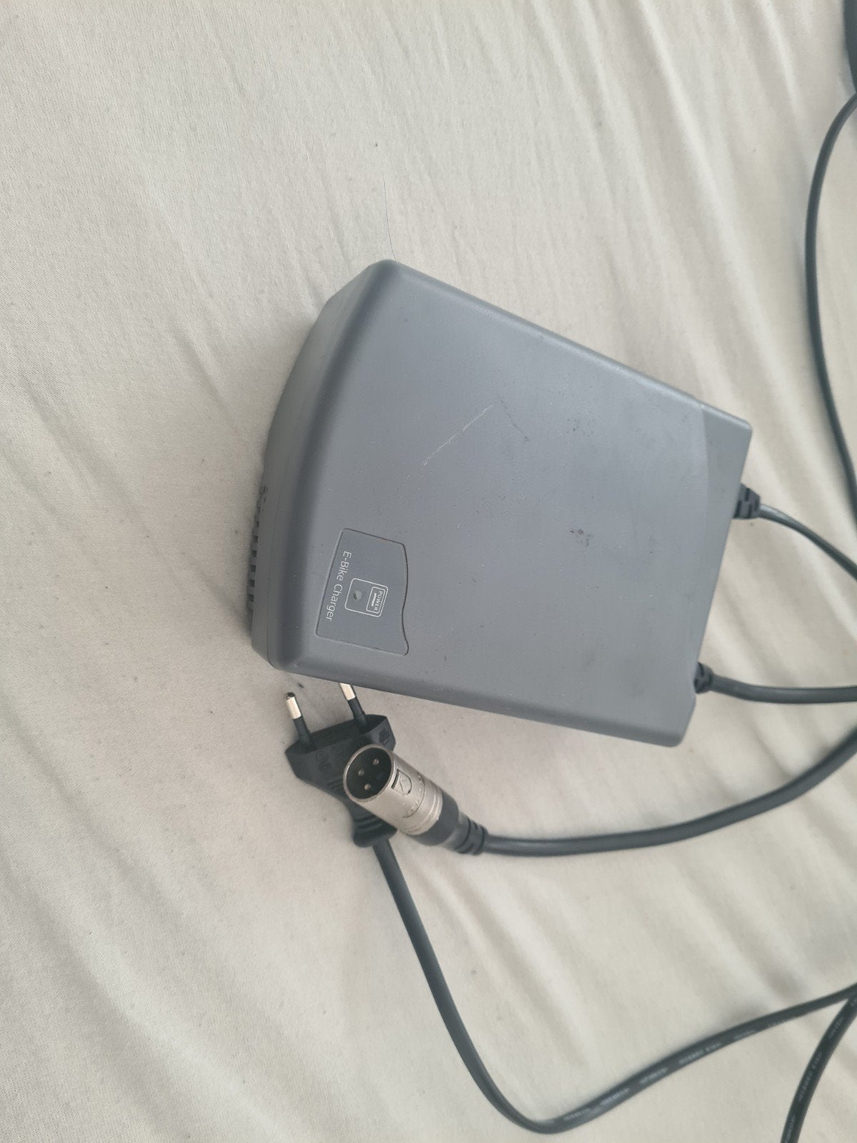 Sparta ion oplader Origineel 3pins, Zo goed als nieuw