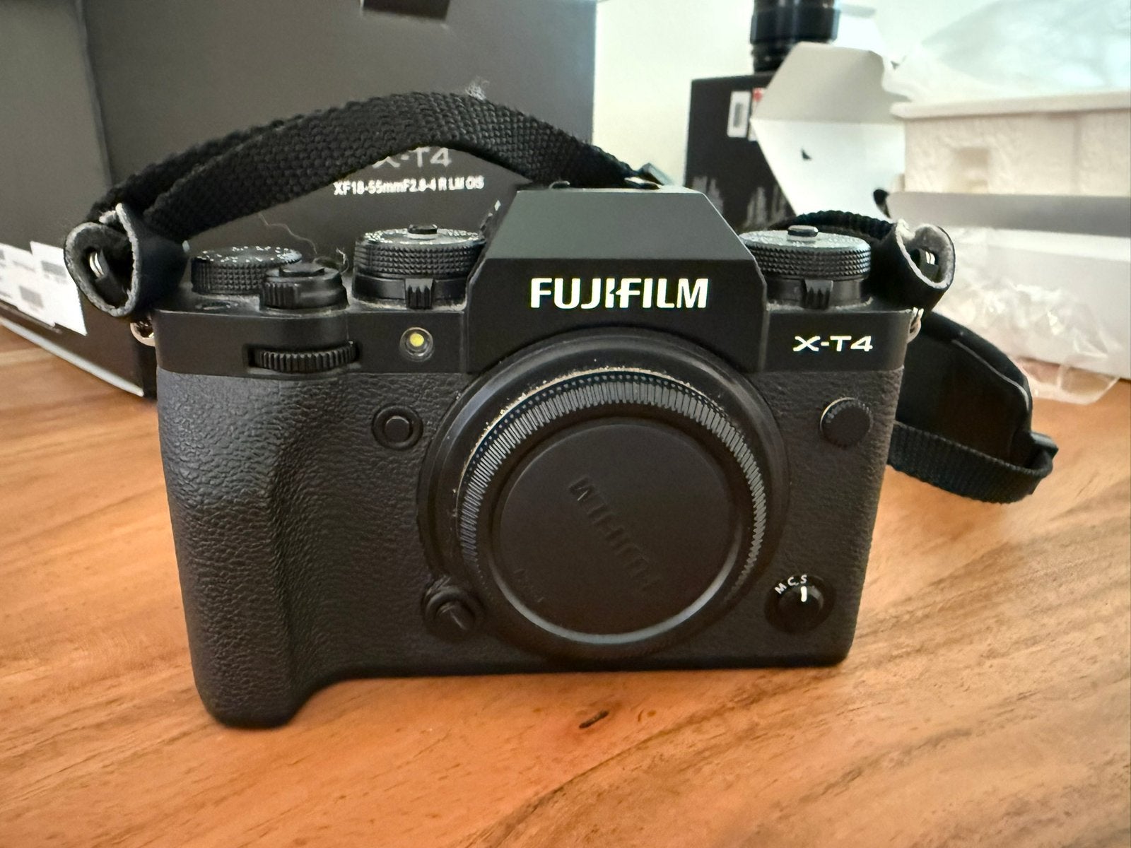 Fujifilm X-T4 Body Zwart – IZGST – In originele doos, Audio, Tv en Foto, Fotocamera's Digitaal, Spiegelreflex, Verzenden, 26 Megapixel