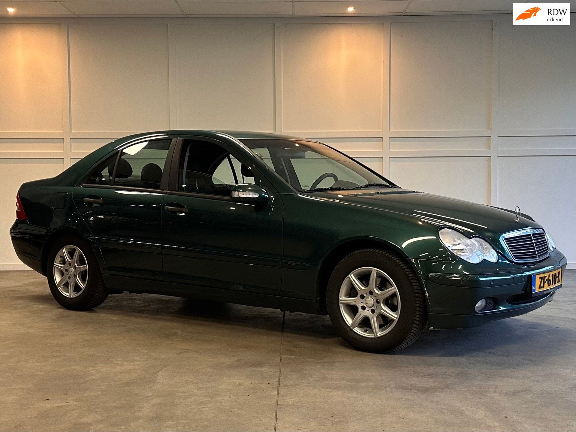 Mercedes-Benz C-klasse 200 K. Elegance / 163 PK / Automaat /, Automaat, Gebruikt, Electronic Stability Program (ESP), 4 cilinders