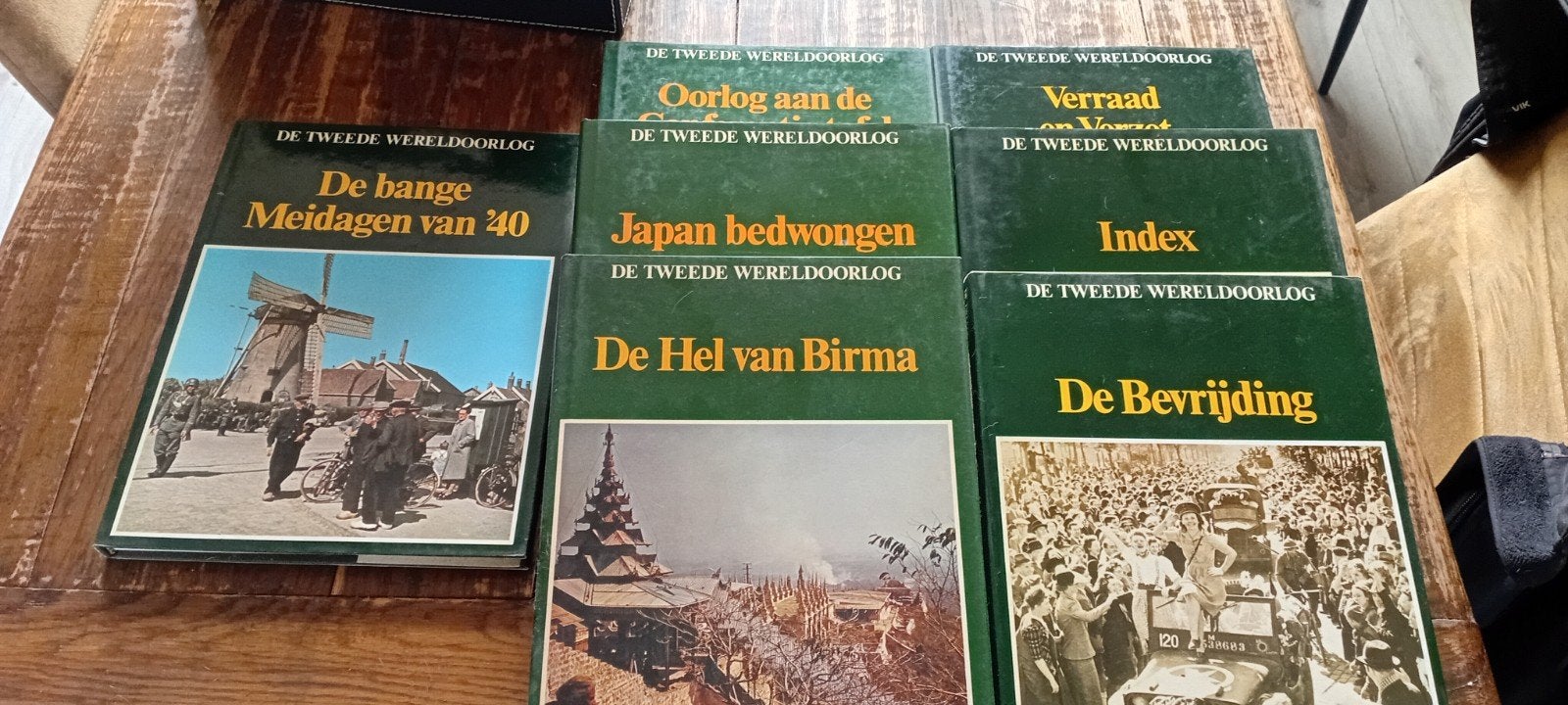 7 boeken over de 2e wereldoorlog, Ophalen of Verzenden, Gelezen, Overige onderwerpen