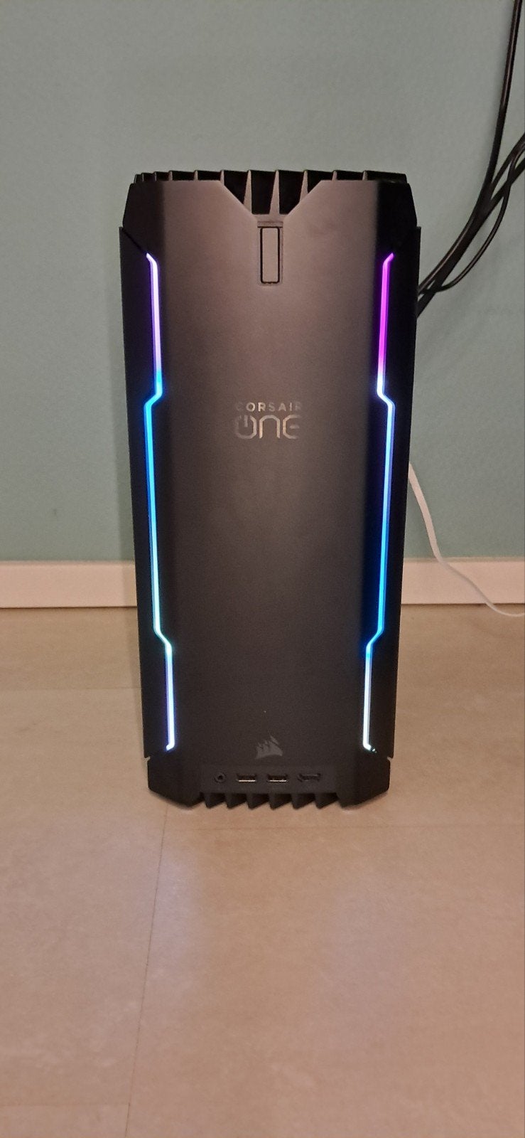 Corsair One i165 Gaming PC - i9-9900K, RTX 2080 Ti, 32GB RAM, 32 GB, Intel Core i9, Virtual Reality, Ophalen of Verzenden