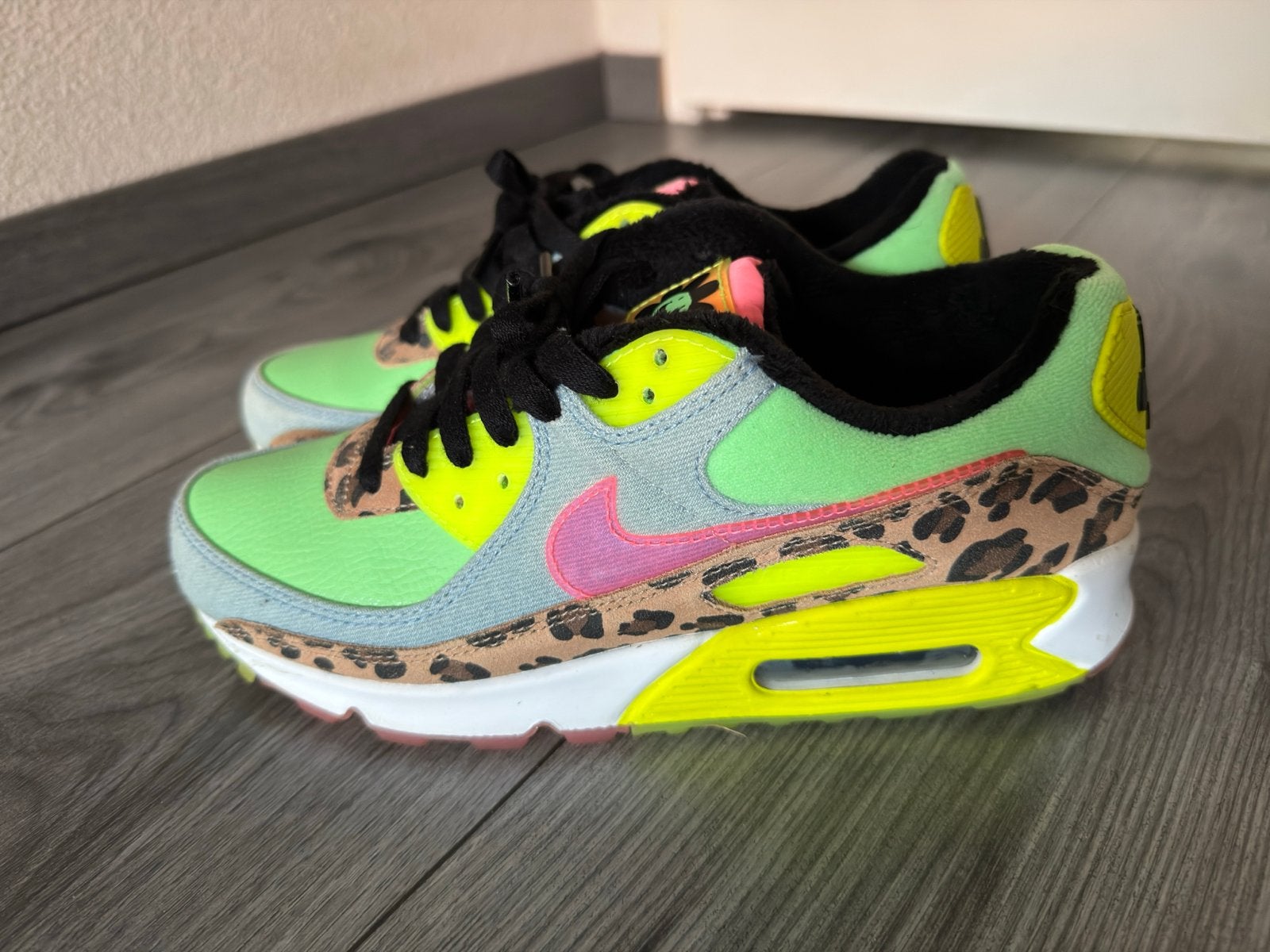 Nike Airmax 90 LX 90s Dancefloor groen (dames) Maat 41, Ophalen of Verzenden, Zo goed als nieuw, Groen, Sneakers of Gympen