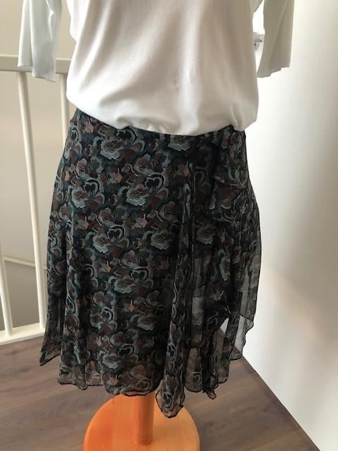 Essentiel Antwerp rok klokmodel 38, Maat 38/40 (M), Overige kleuren, Verzenden, Zo goed als nieuw