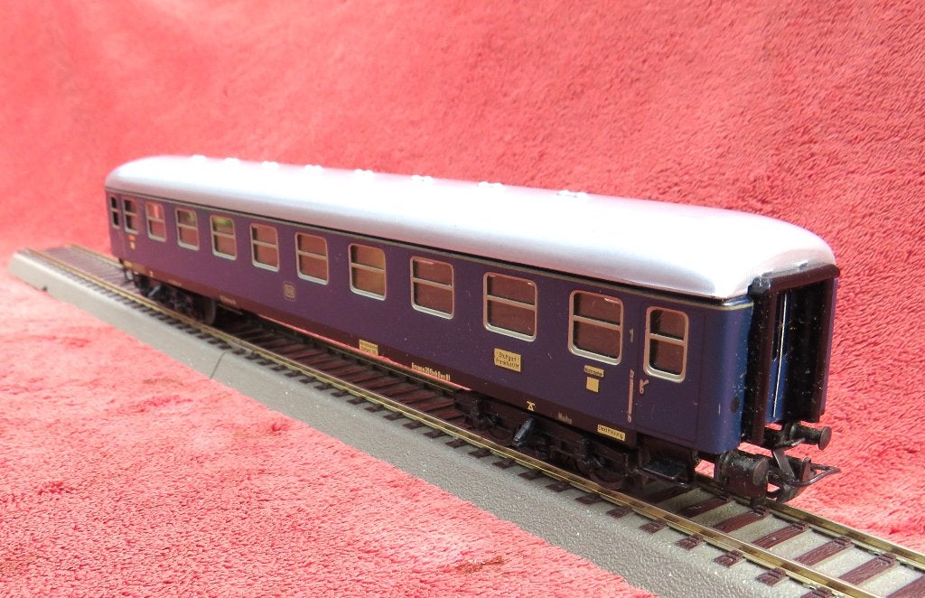 Marklin 4027, DB rijtuig, jaren 60/70, Wisselstroom, Wagon, Ophalen of Verzenden, Zo goed als nieuw