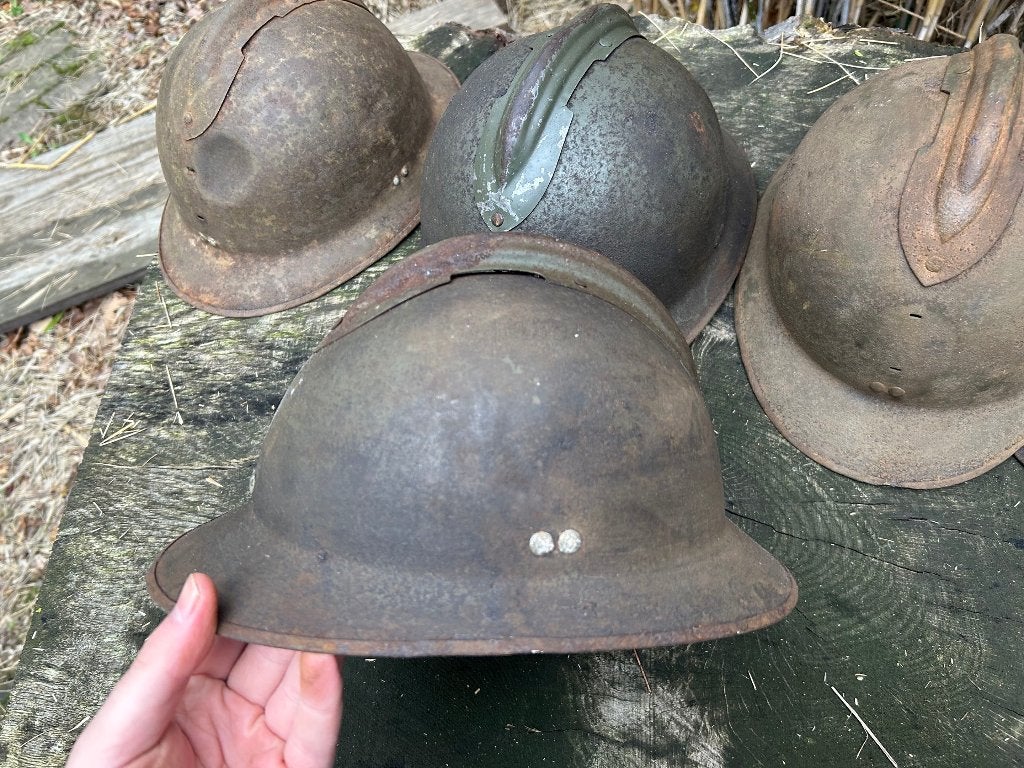 4 Franse helmen WO2, Verzamelen, Ophalen of Verzenden, Overige gebieden, Helm of Baret