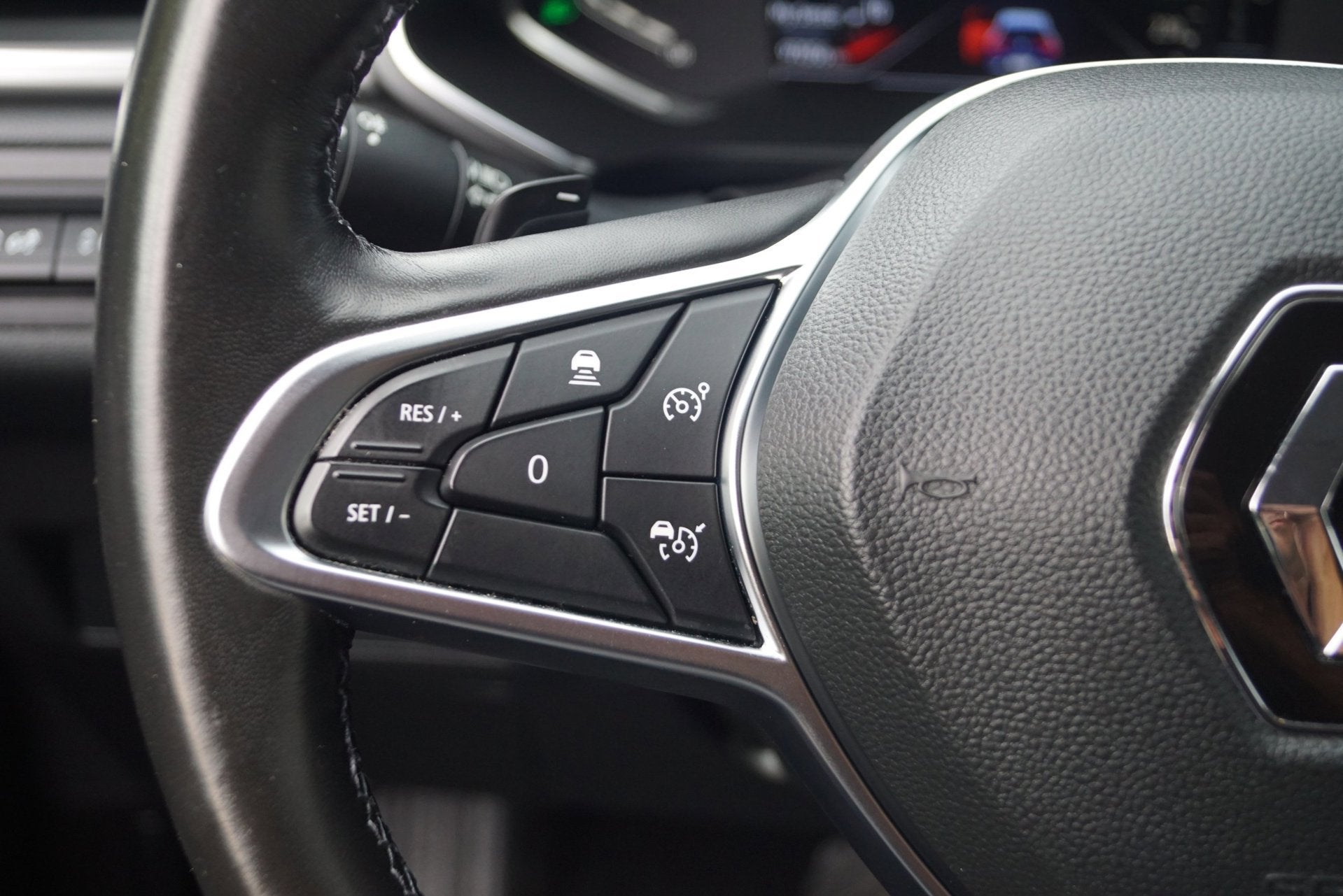 Foto 19 van Renault Captur 1.3 TCe 130 Intens Autom Half Leder/Stof Spor