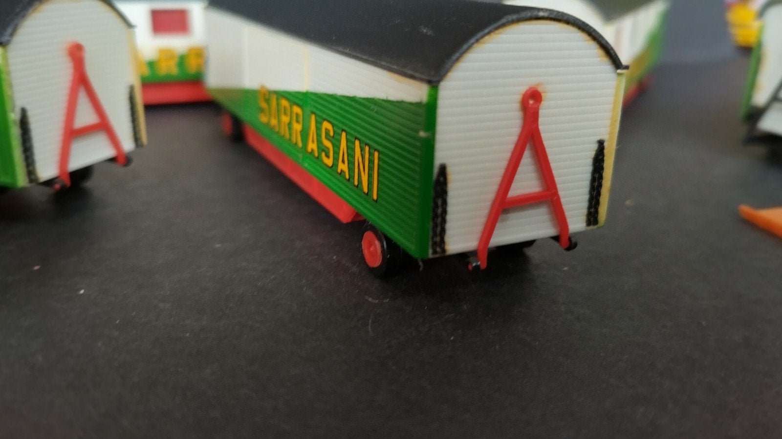 Circus Sarrasani 6x aanhanger Wc 1:87 preiser Pol, Overige merken, Preiser, Verzenden, .