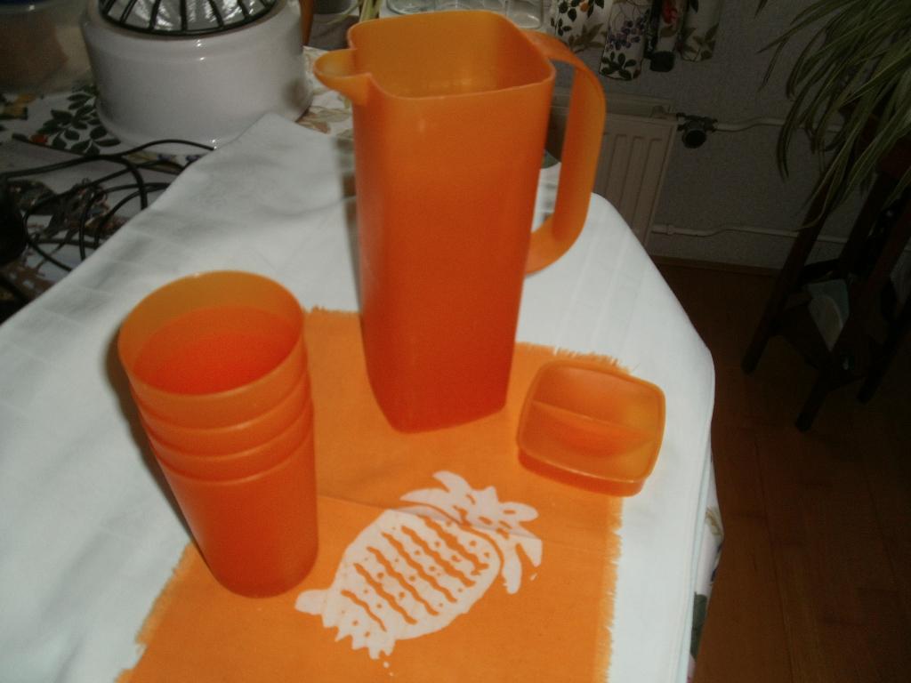 ORANJE SAPKAN MET  4 BEKERS, Ophalen of Verzenden, Nieuw, Oranje, Beker of Kan