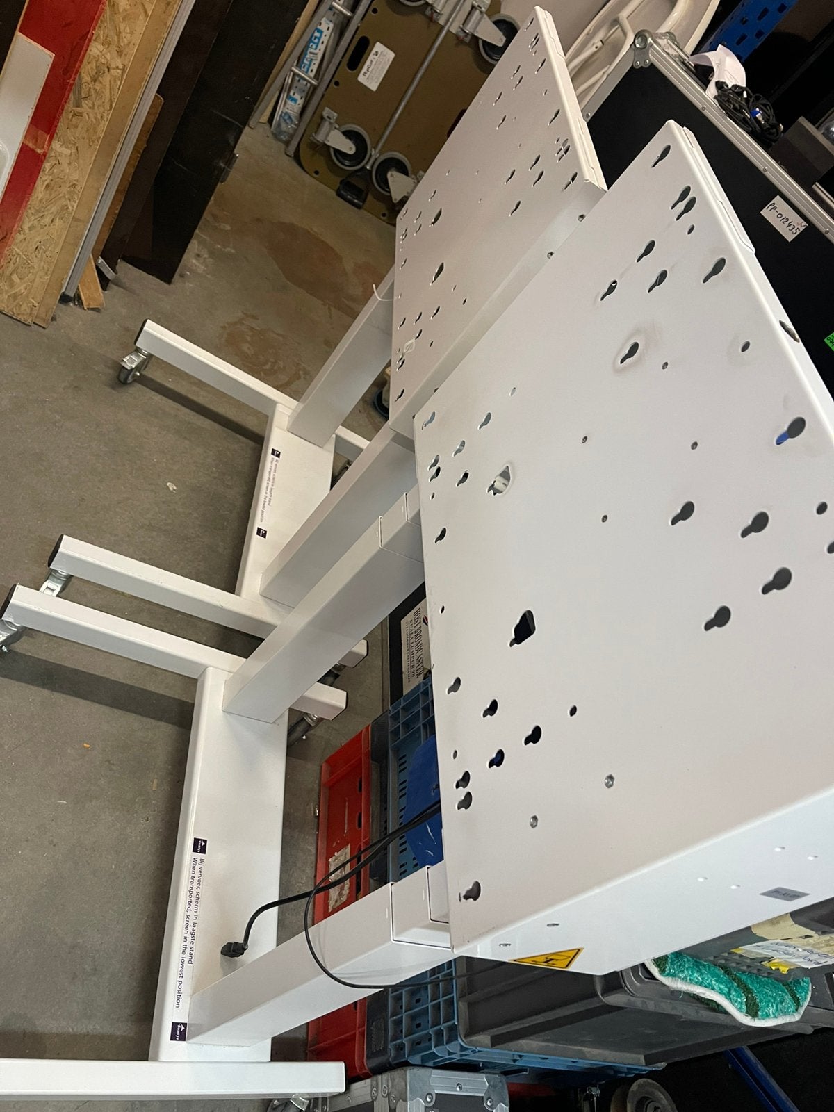 SMART METALS TV / DISPLAY LIFT 75inch  Wielen Elektrisch, Ophalen, Zo goed als nieuw, Muziekstandaard, Overige instrumenten
