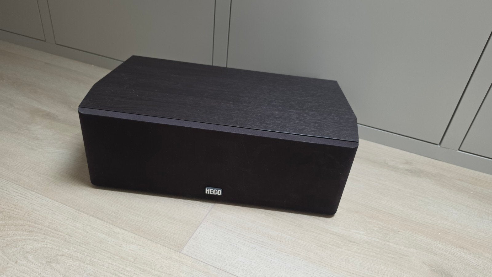 HECO Victa Prime Center 102 Anniversary Speaker, Basreflex, Zo goed als nieuw, Center speaker, Ophalen