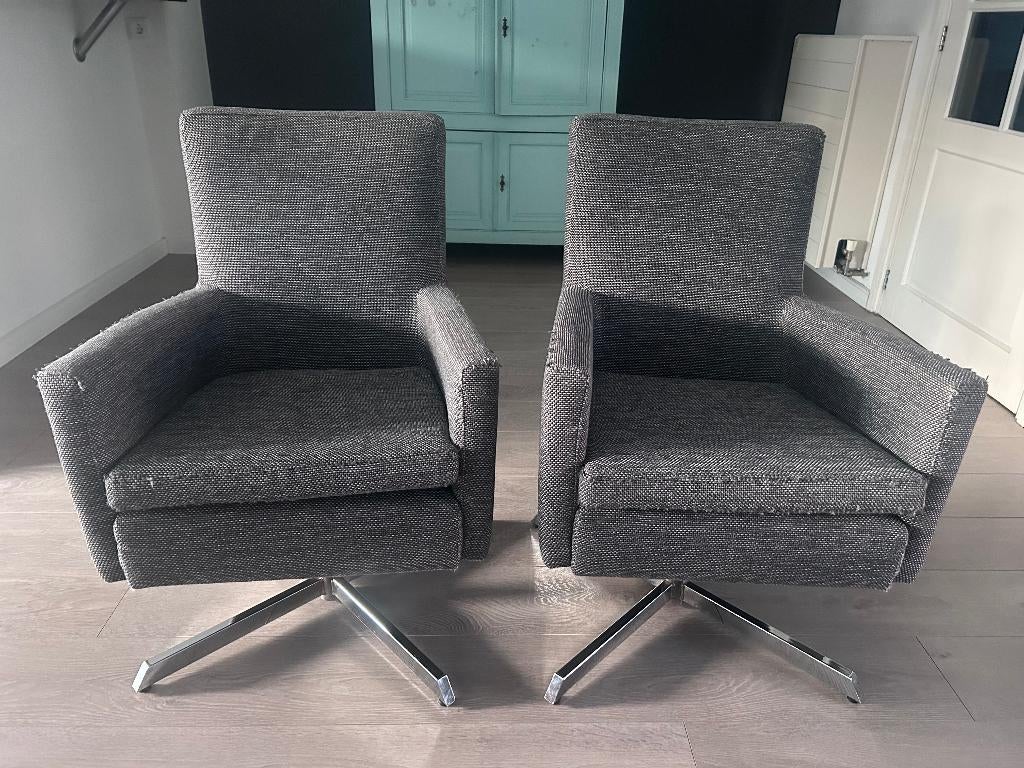 Moderne, elegante draaifauteuils, Ophalen, Minder dan 50 cm, Gebruikt, Minder dan 75 cm