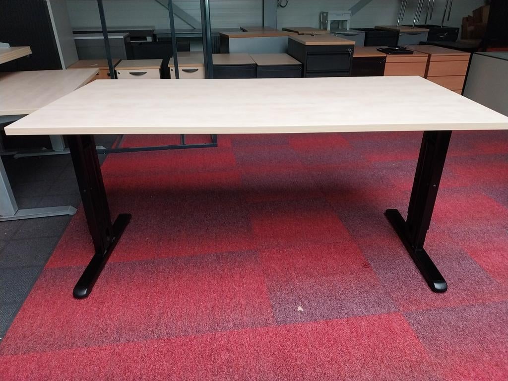 Bureau in hoogte verstelbaar 160 x 80 cm, Ophalen, In hoogte verstelbaar, Gebruikt