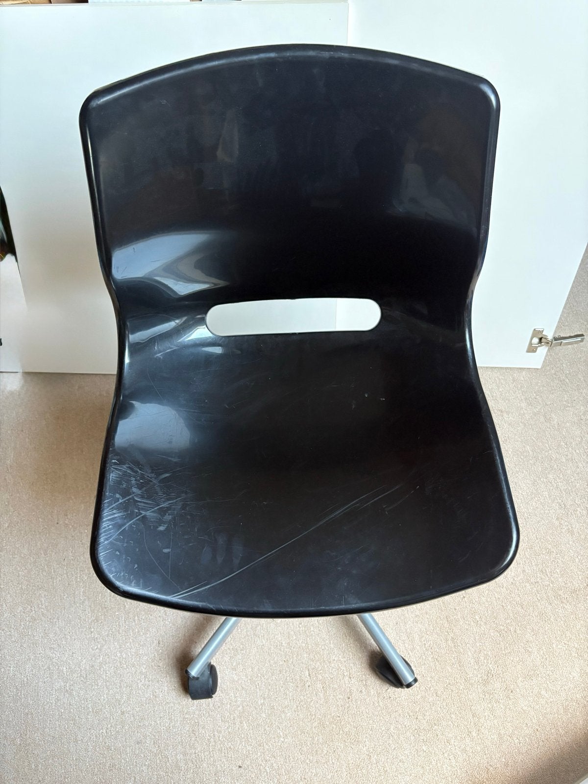Gratis buraustoel - Ikea SNILLE, Huis en Inrichting, Ophalen, Gebruikt, Zwart, Bureaustoel