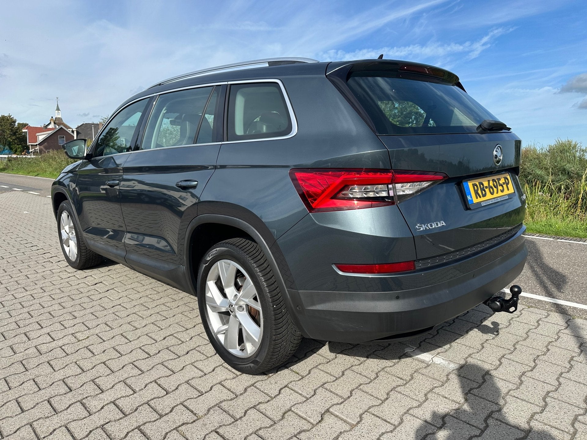 Skoda Kodiaq 2.0 TSI 4x4 Style Business 7P, Trekhaak, Top Vi, Auto's, Automaat, Gebruikt, 4 cilinders, 7 stoelen