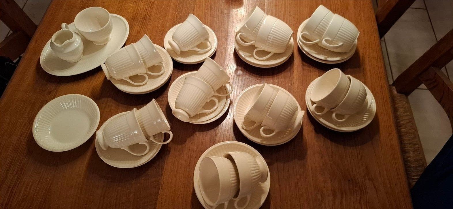 Wedgwood Edme - 17 kopjes en schotels en toebehoor, Ophalen