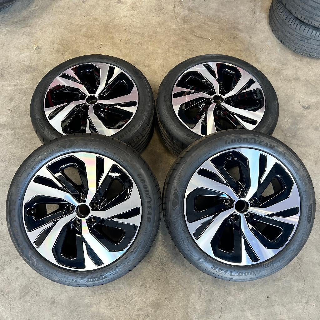 18 inch originele Falun velgen + zomerbanden VW T-roc