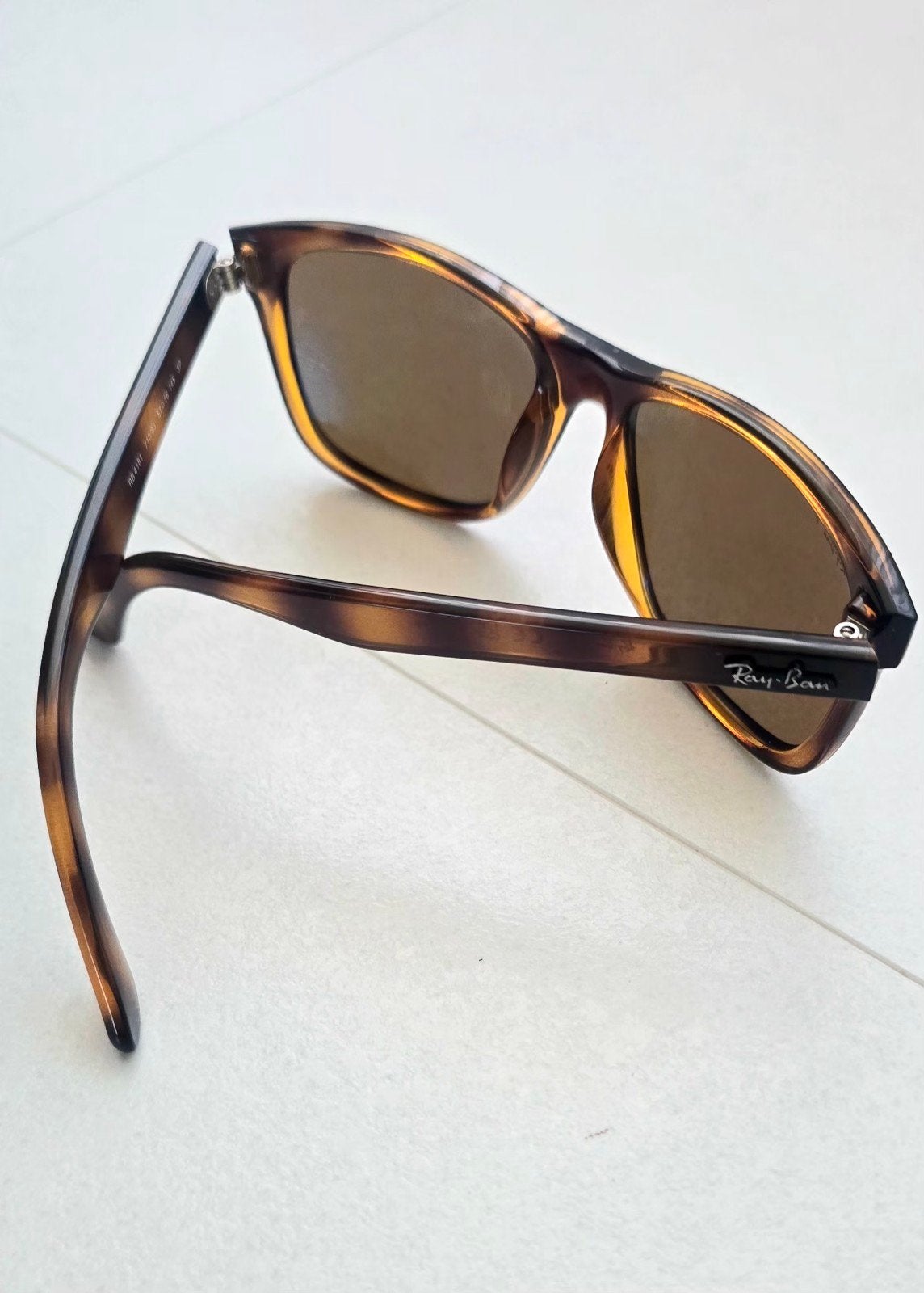 Zonnebril Ray Ban voor dames, Ophalen of Verzenden, Zo goed als nieuw, Ray-Ban