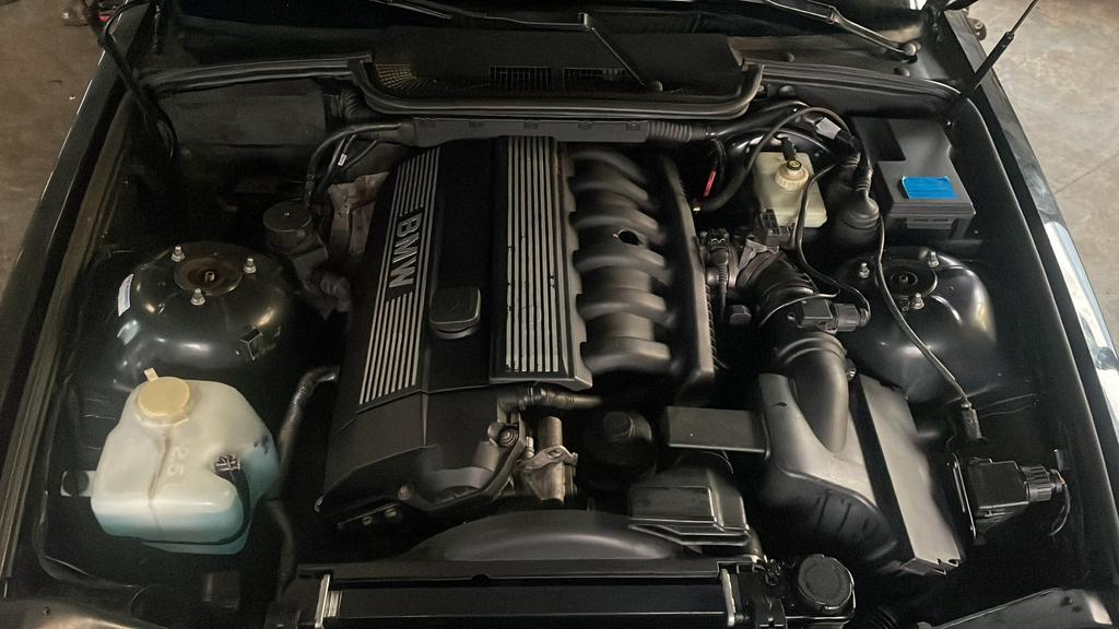 M52B25 Handbak 2.5L E36 Motor, Auto-onderdelen, Ophalen of Verzenden, Gebruikt, BMW