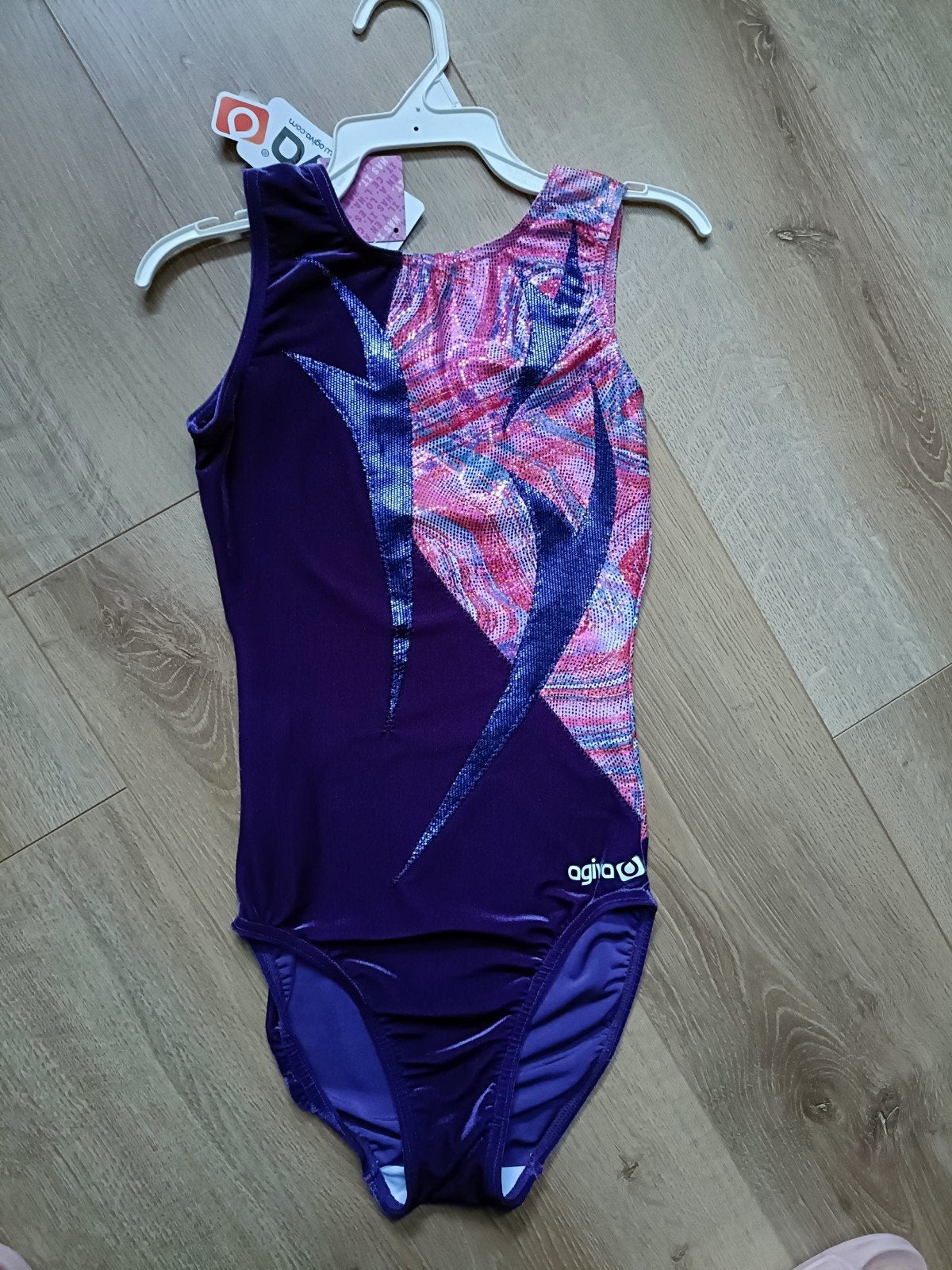 Nieuw Agiva Turnpakje Maat 34 (XS) Paars Velours, Paars, Nieuw, Maat 36 t/m 42, Ophalen of Verzenden
