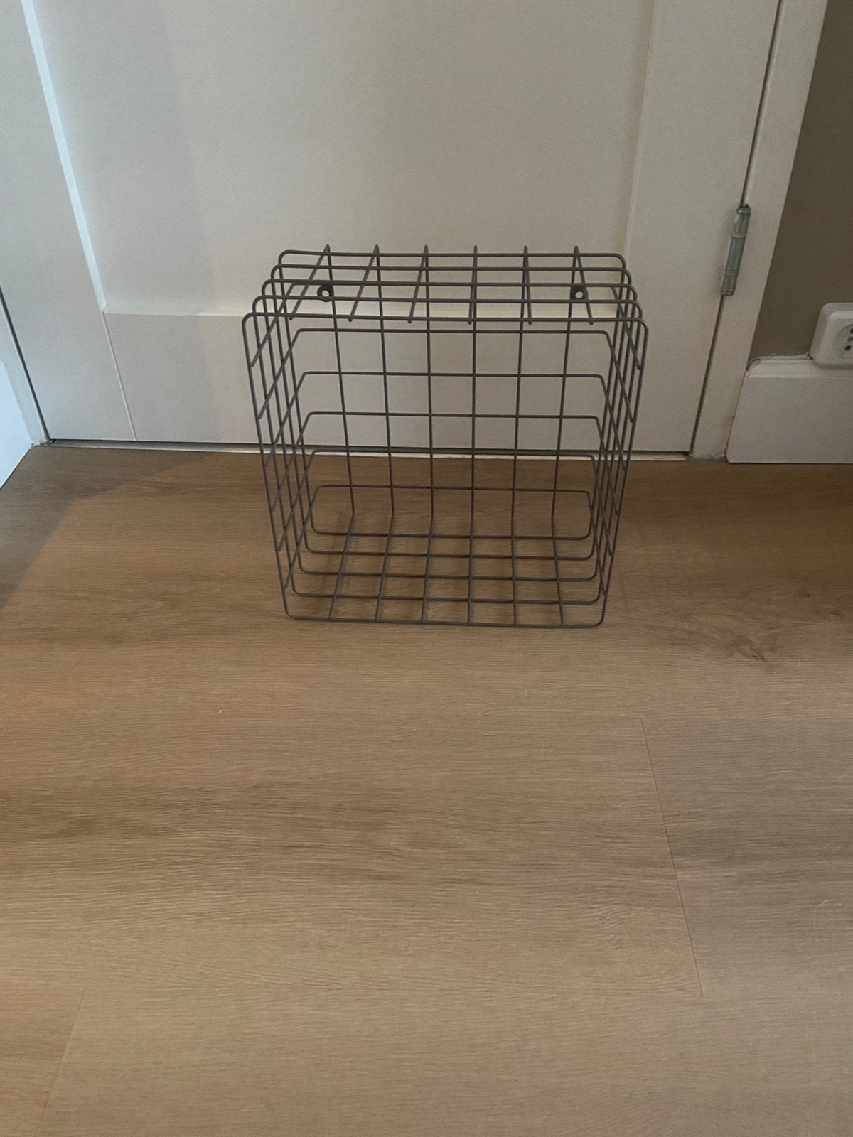Metalen mand, Ophalen of Verzenden, Zo goed als nieuw, Rond, Overige materialen