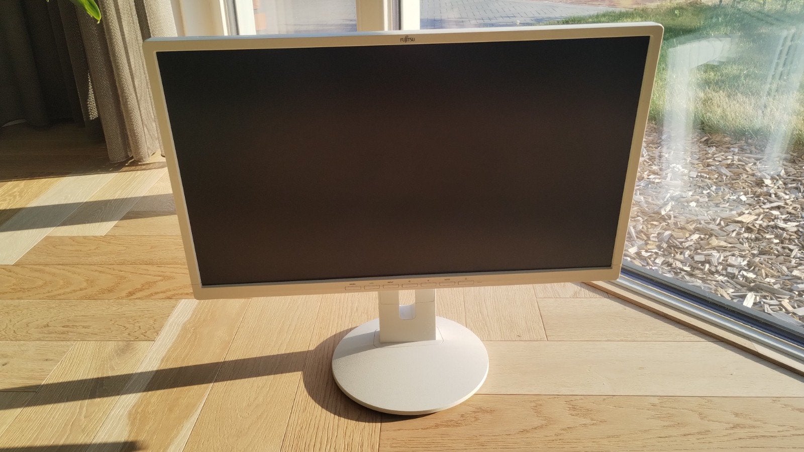 Fujitsu monitor 60 cm (23, 8 inch) - Draaibaar en Kantelbaar, Computers en Software, Monitoren, Ophalen, Full HD, 60 Hz of minder