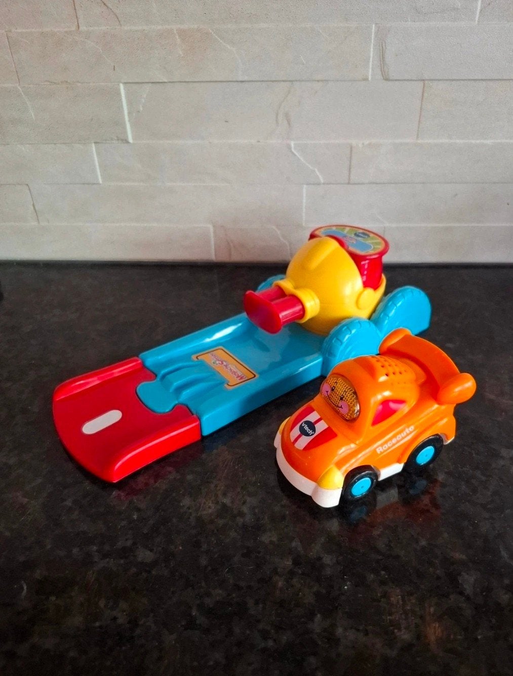 VTech Toet Toet Auto Lanceerbaan met Raceauto, Ophalen of Verzenden, Zo goed als nieuw, 6 maanden tot 2 jaar