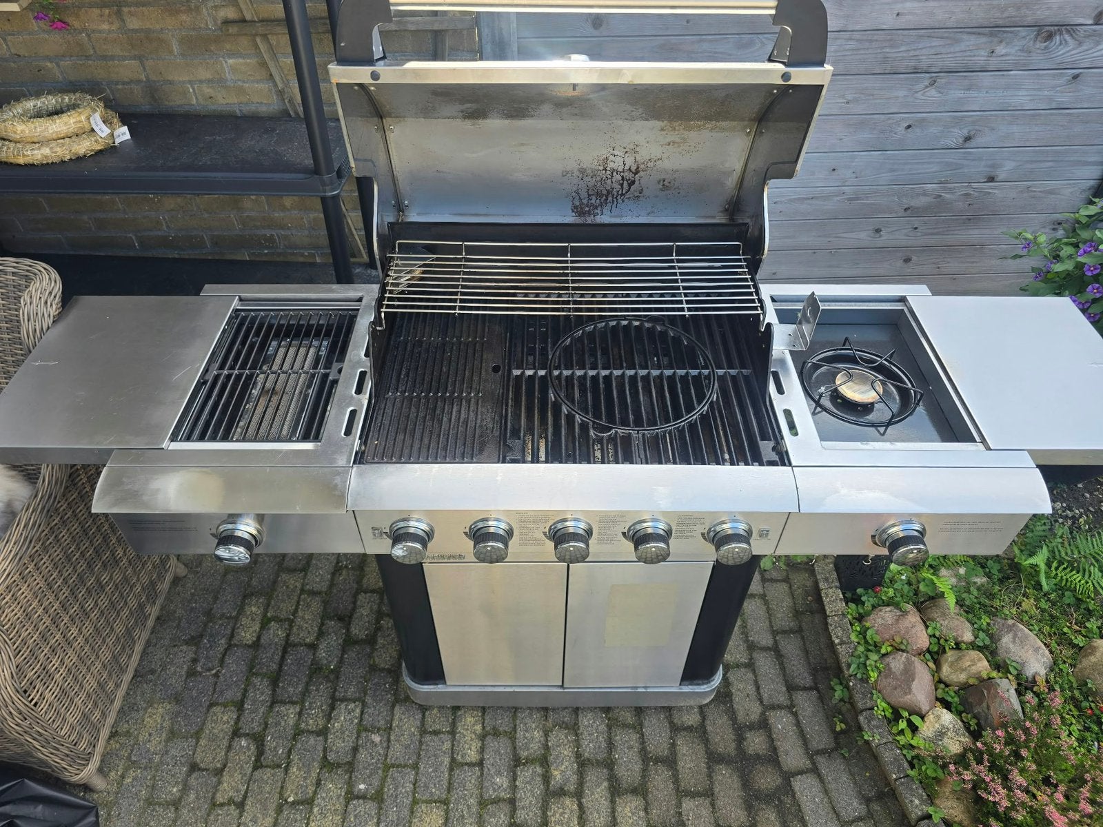 Gas barbecue burnhard, Ophalen, Zo goed als nieuw, Gas, Vrijstaand
