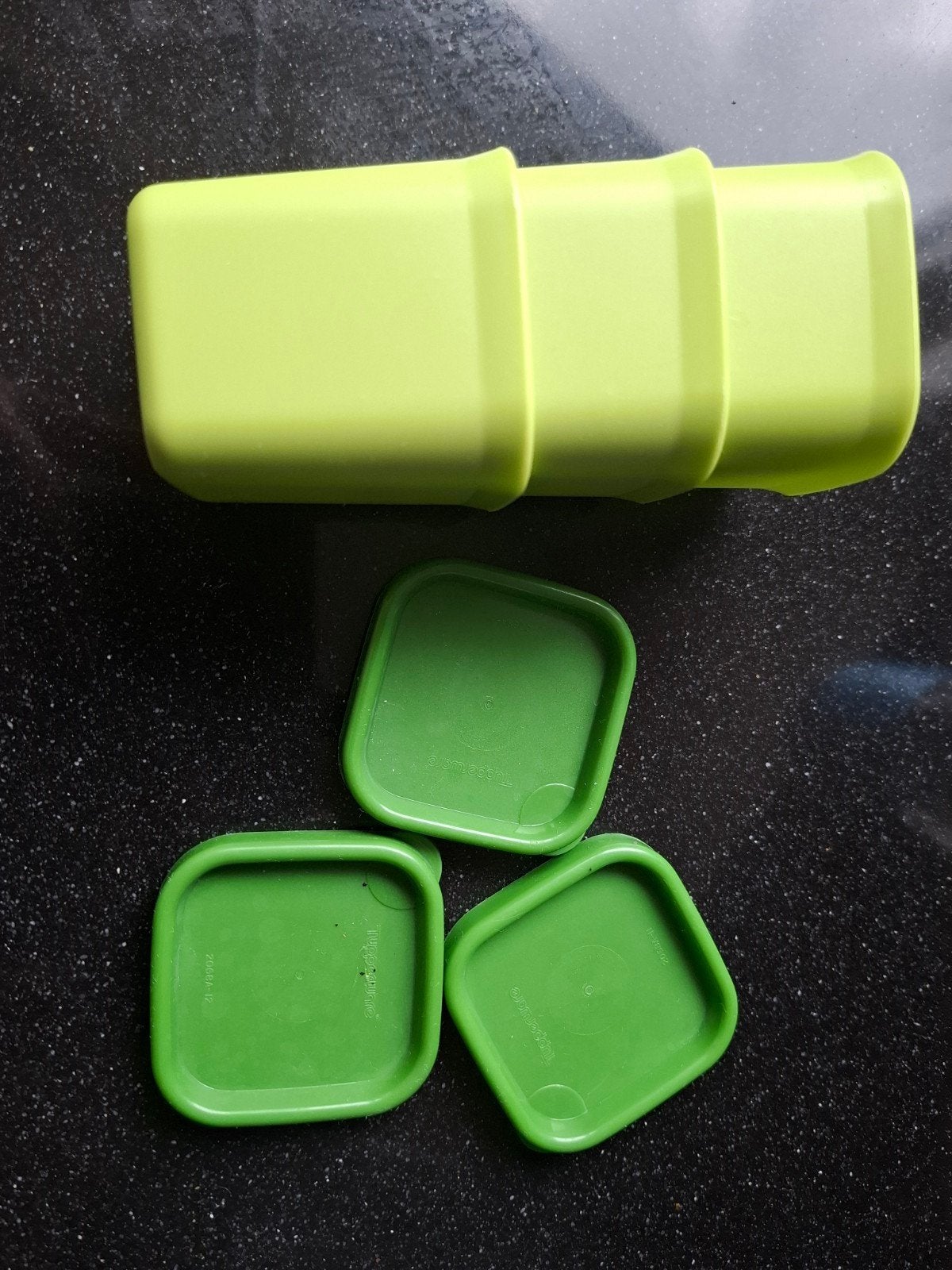 Set van 3 Tupperware bewaardoosjes met deksel, Gebruikt, Bewaardoos, Ophalen of Verzenden, Groen