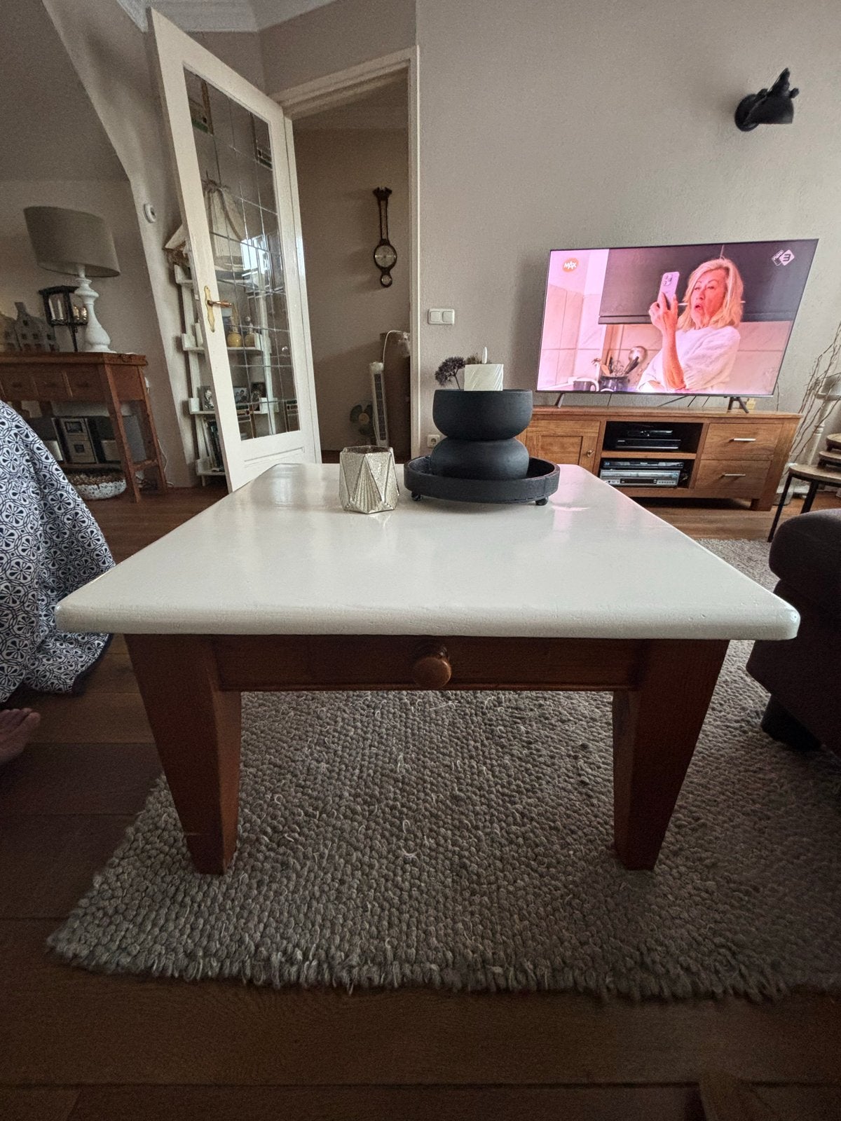 Salontafel 80x80cm - Wit blad, houten onderstel, Huis en Inrichting, Tafels | Salontafels, Ophalen, Gebruikt, Vierkant, 50 tot 100 cm