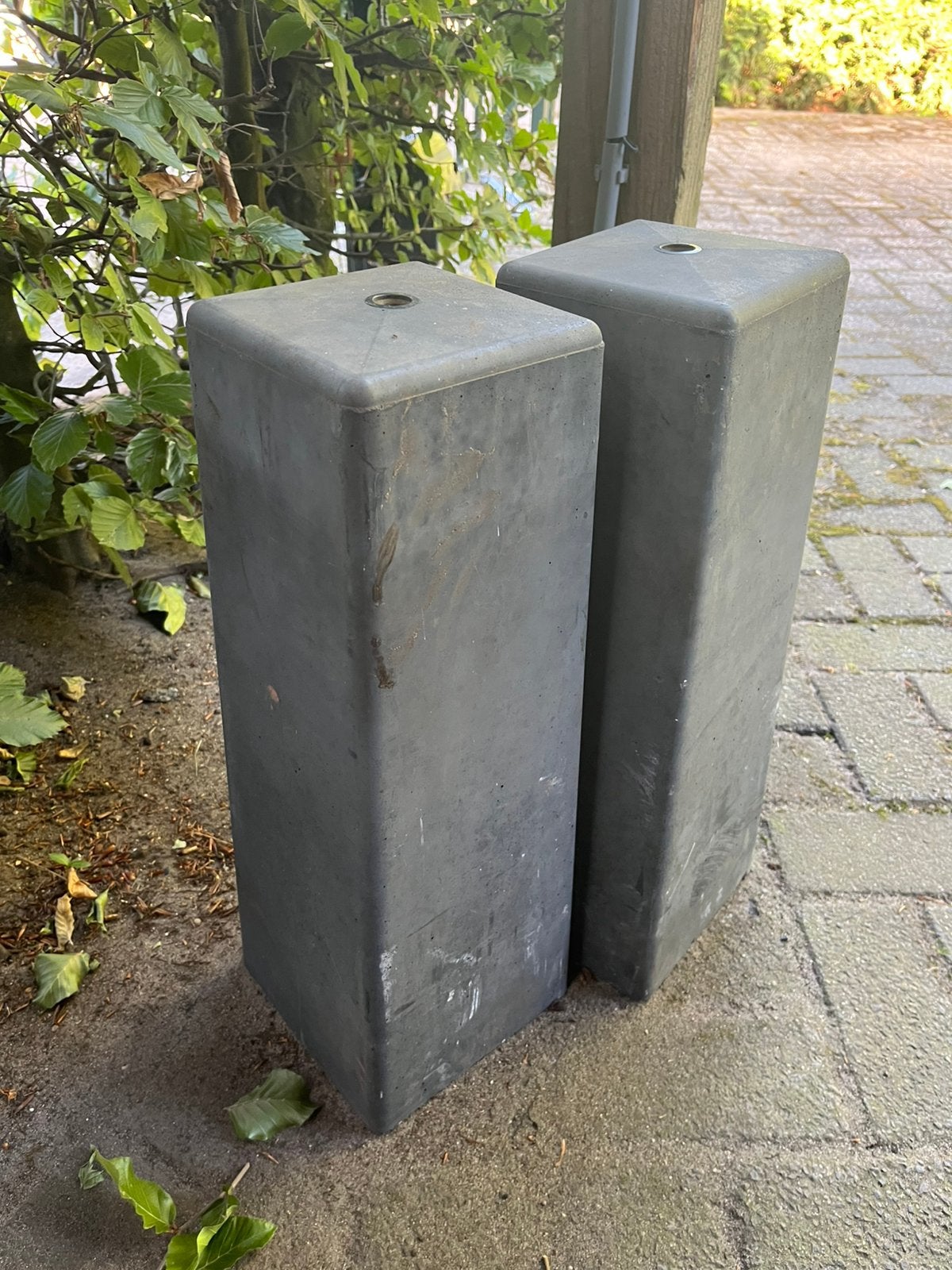 Te koop twee betonnen poeren, Ophalen, Nieuw