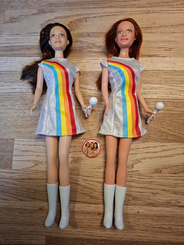 Barbie-achtige K3 poppen, 2 stuks, Ophalen of Verzenden, Gebruikt, Barbie