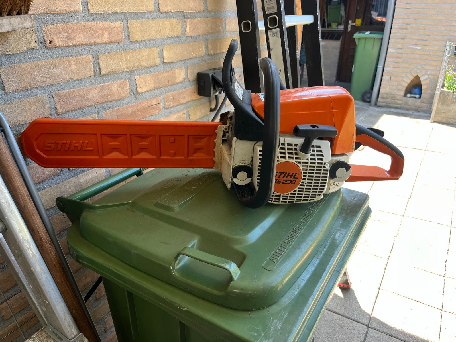 Stihl MS230 Kettingzaag - Krachtig en Betrouwbaar, Gebruikt, 70 mm of meer, Kettingzaag, Ophalen of Verzenden
