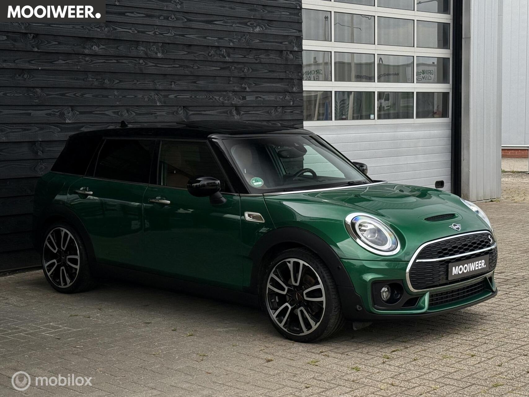 Mini Clubman 2.0 Cooper S Chili | Pano | JCW Pakket | DAB, Gebruikt, Clubman, Leder, Groen