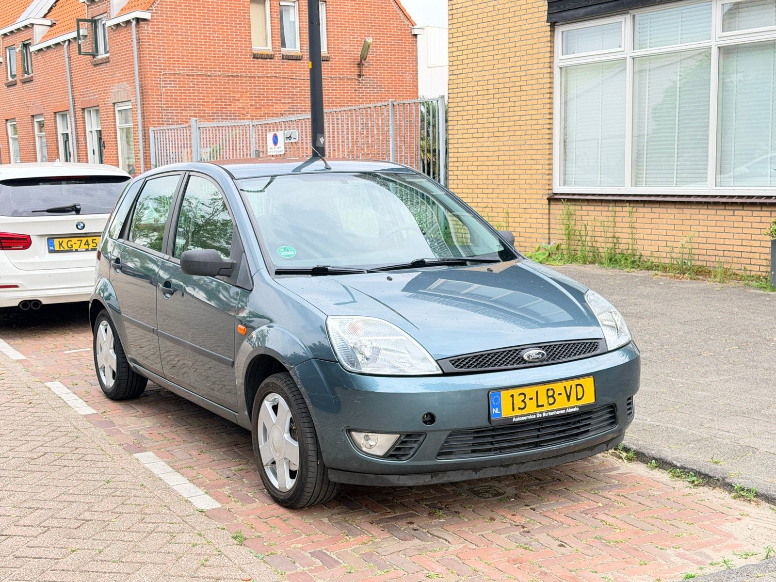 Ford Fiësta 1.4 16V 5DR 2002 Groen, Auto's, Ford, Voorwielaandrijving, 15 km/l, 4 cilinders, 49 €/maand