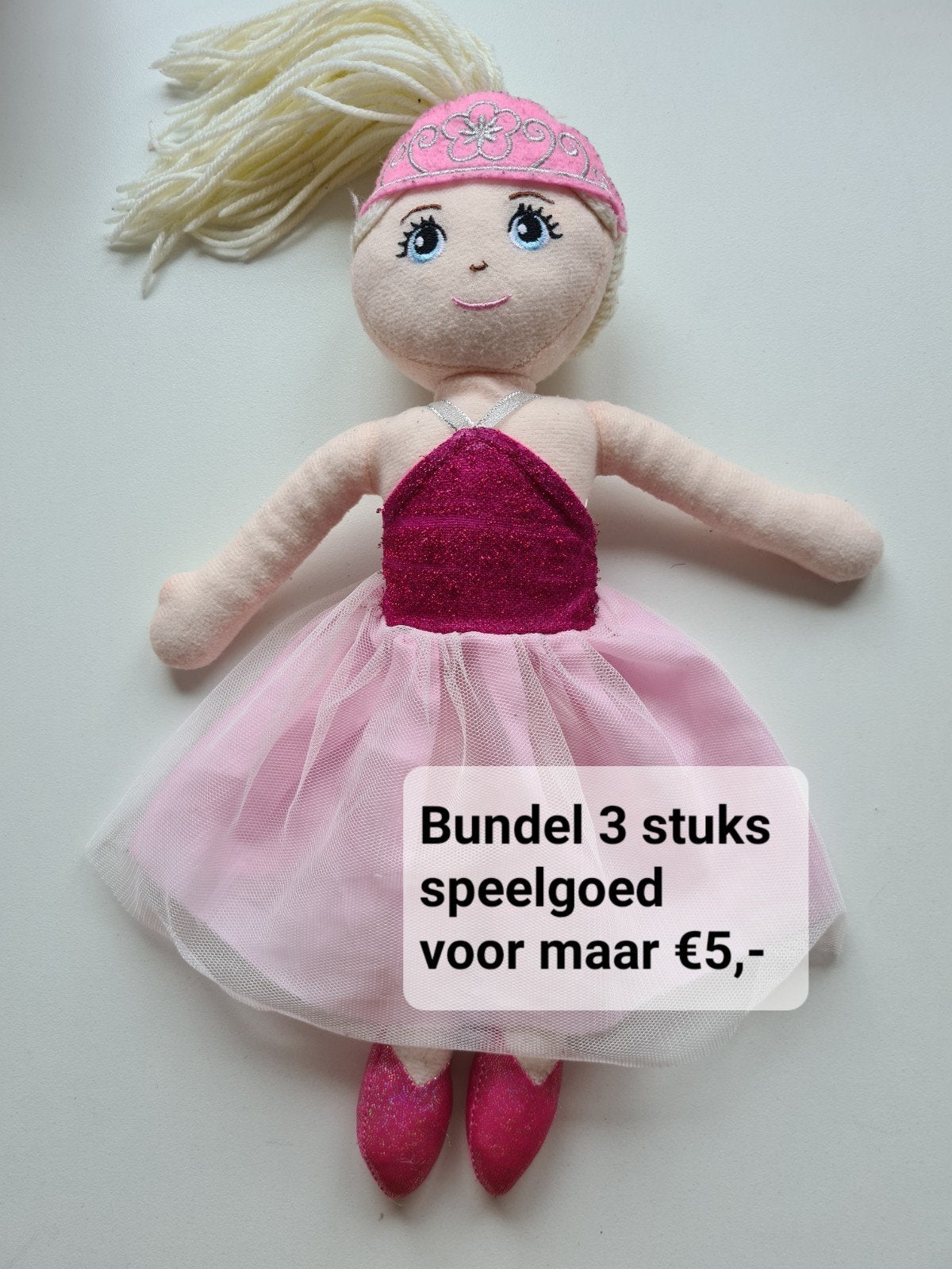 Leuke knuffelpop , gewassen en  schoon, Hema, Overige karakters, Overige typen, Ophalen of Verzenden