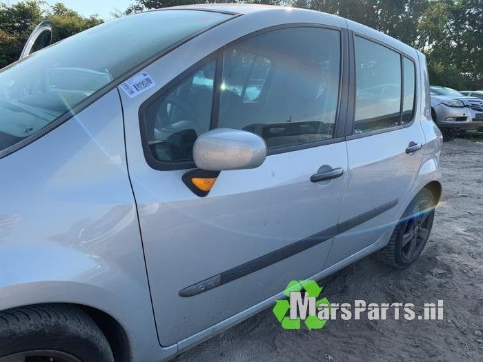 Portier 4Deurs links-voor van een Renault Modus, Auto-onderdelen, Gebruikt, -, -, Ophalen of Verzenden