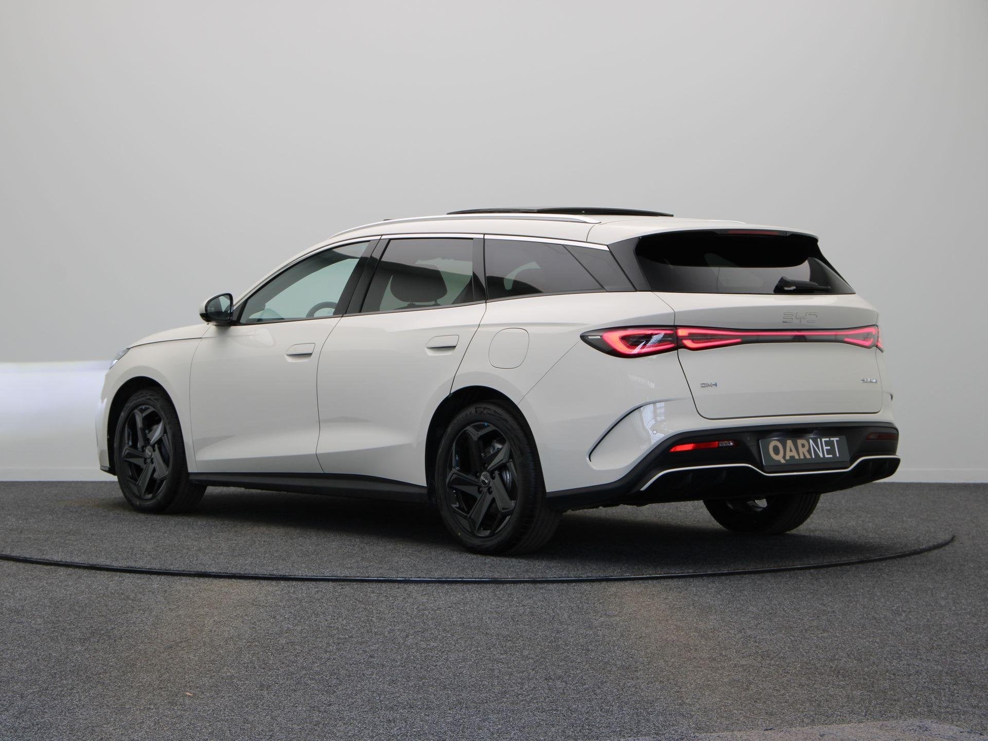 BYD SEAL 6 Touring 1.5 DM-i Comfort | 19 kWh | Panoramadak |, Auto's, 1780 kg, 4 cilinders, Automatische klimaatregeling, Seal