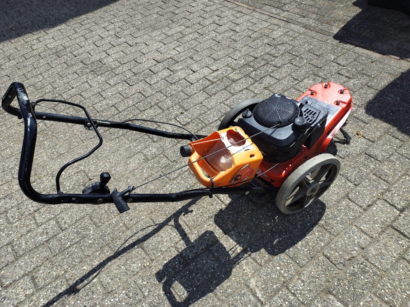 Onkruidborstel Ariens 22" String Trimmer - Krachtige Benzine, Benzine, Gebruikt, Ophalen of Verzenden, Ariens