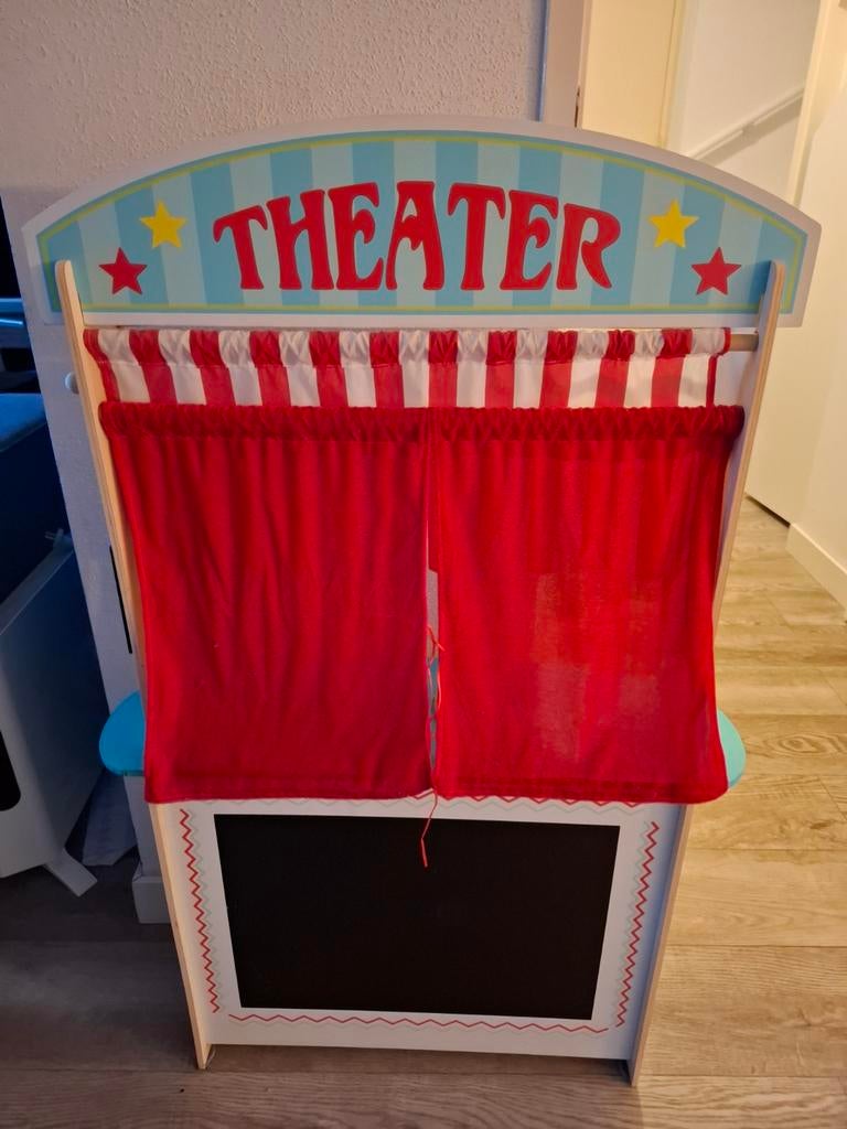 Joueco Houten Kinder Speeltheater / Marktkraam, Kinderen en Baby's, Ophalen, Zo goed als nieuw, Jongen of Meisje